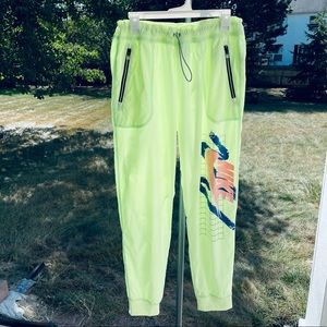 Nike Joggers Nylon Windbreakers Pants